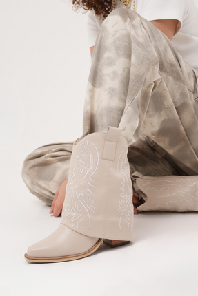 Texanas hueso con bordado cortas