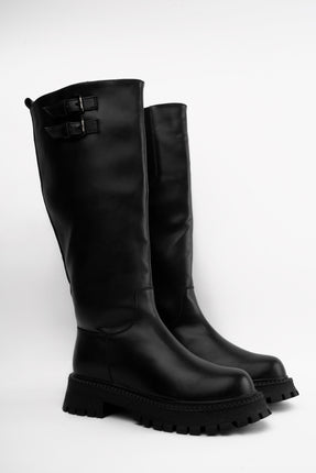 Bota larga negra hebillas superiores