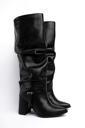 Bota larga negra corrugada x hebilla