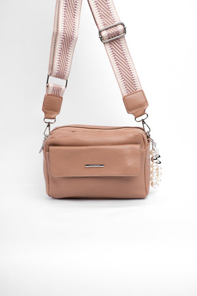 Bolso mediano camel con correa