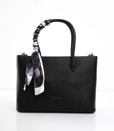 Bolso elegante negro con correa y pañoleta