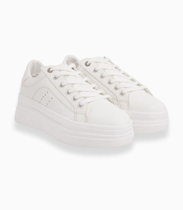 tenis blancos clásicos