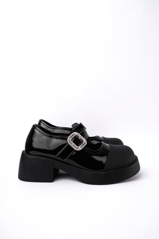 Mocasines negros charol x hebilla