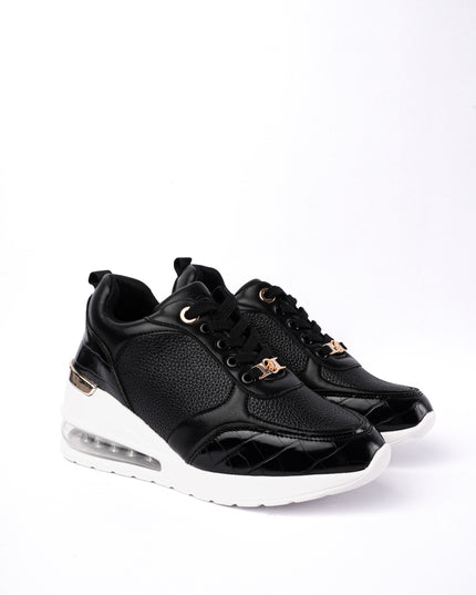 Tenis negros altos x cámara de aire