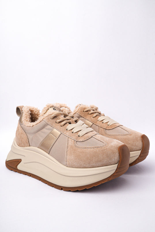 Tenis beige x peluche interno
