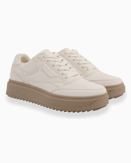 TENIS BEIGE Versátiles