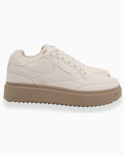 TENIS BEIGE Versátiles