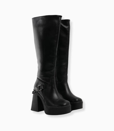 Bota alta negra bratz y cadena