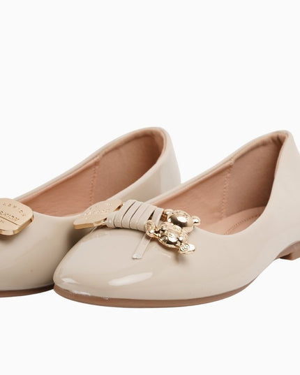 Baletas beige detalle osito