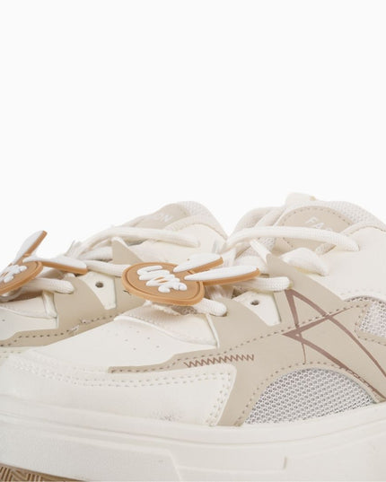 Tenis BEIGE con Hebilla LOVE