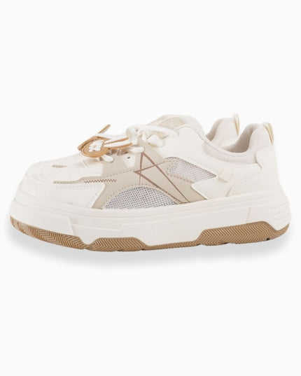 Tenis BEIGE con Hebilla LOVE