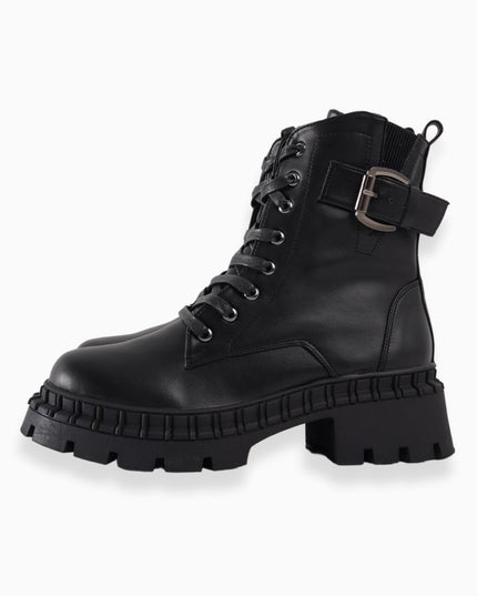 Botín negro cordones y hebilla