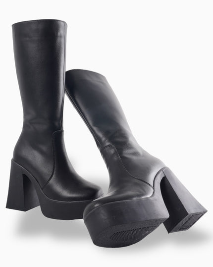 Bota alta negra bratz