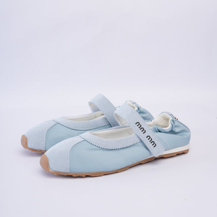 Bailarinas deportivas azul cielo