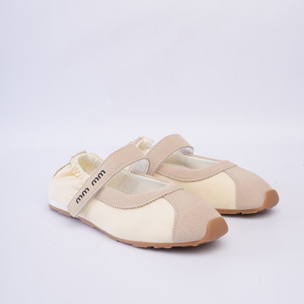 Bailarinas deportivas beige
