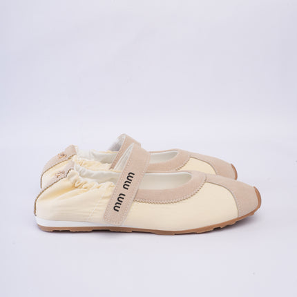 Bailarinas deportivas beige