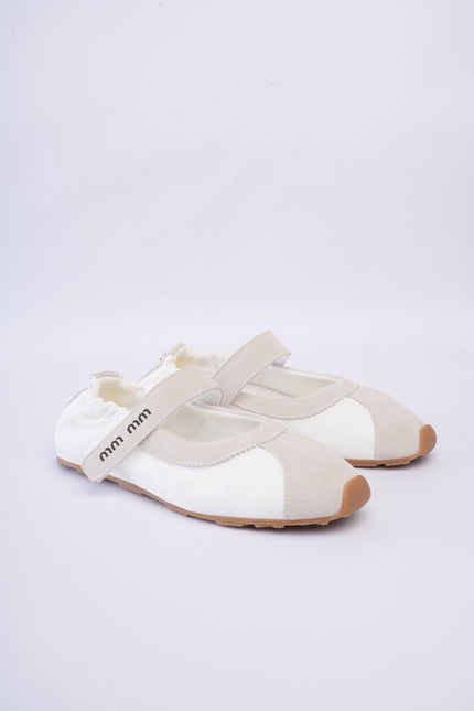 Bailarinas deportivas blancas