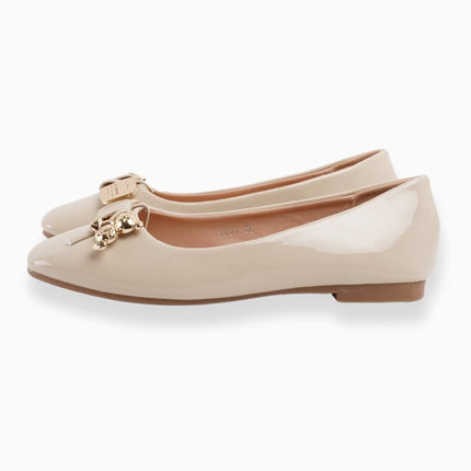 Baletas beige con detalle osito