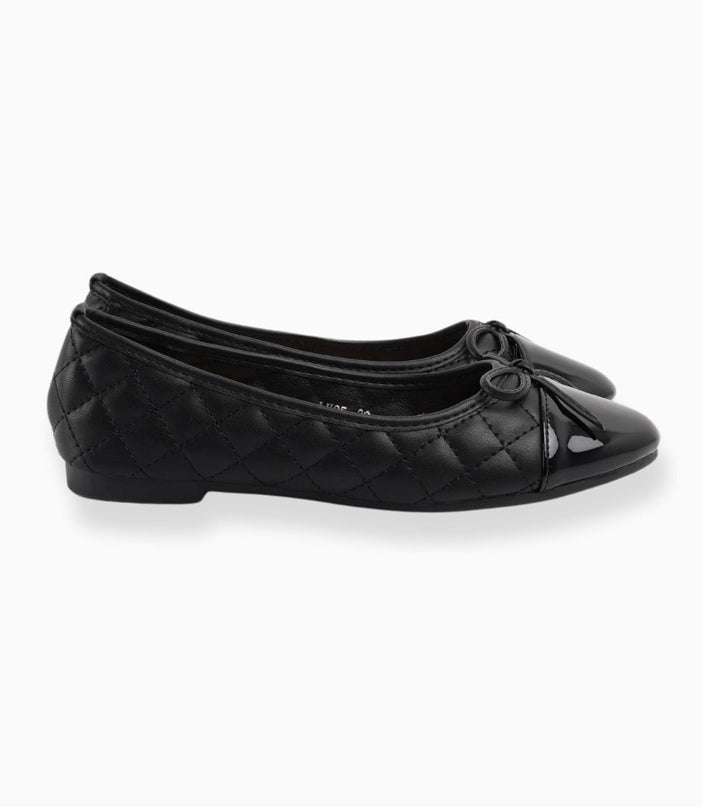 Baletas negras con lazo