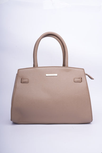 Bolso con diseño elegante beige