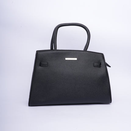 Bolso con diseño elegante negro
