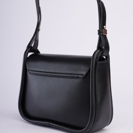 Bolso negro mediano con correa