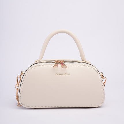Bolso pequeño beige con cadena