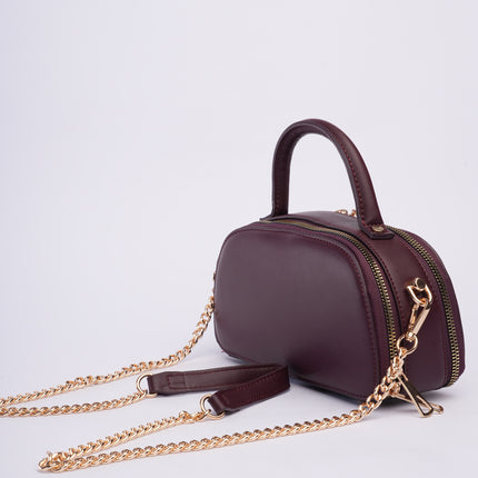 Bolso pequeño vino con cadena