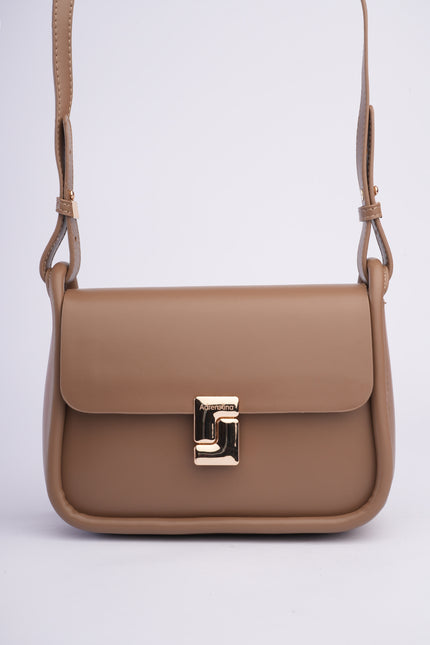 Bolso taupe mediano con correa