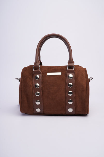 Bolso tipo baúl café en gamuza