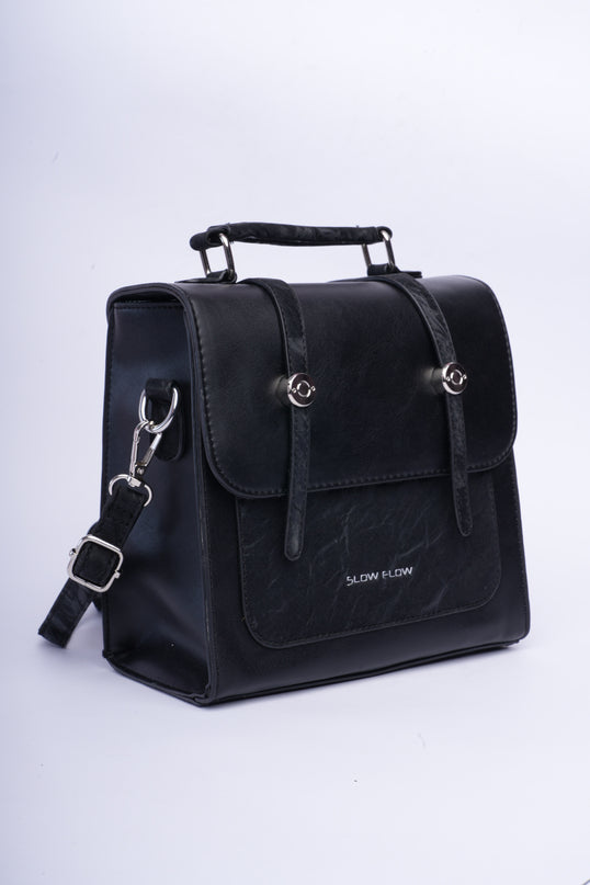 Bolso tipo morral negro pequeño
