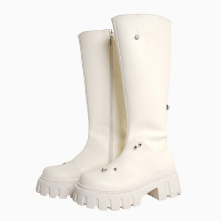 Bota larga blanca con taches