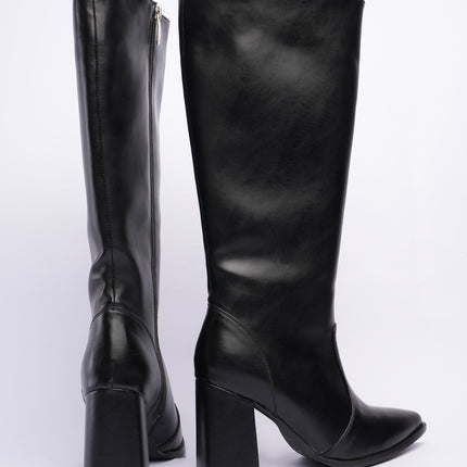 Bota larga elegante negra con tacón