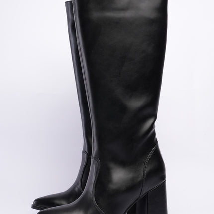 Bota larga elegante negra con tacón