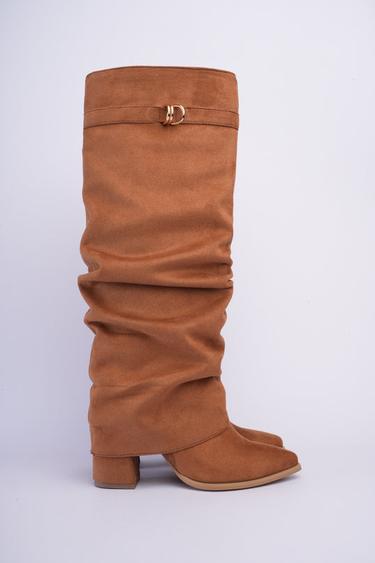 Bota larga miel con capa corrugada