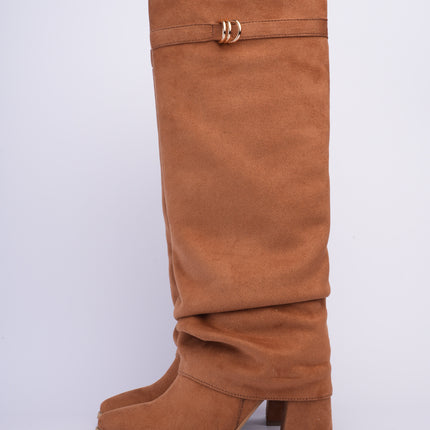 Bota larga miel con capa corrugada