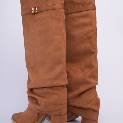 Bota larga miel con capa corrugada