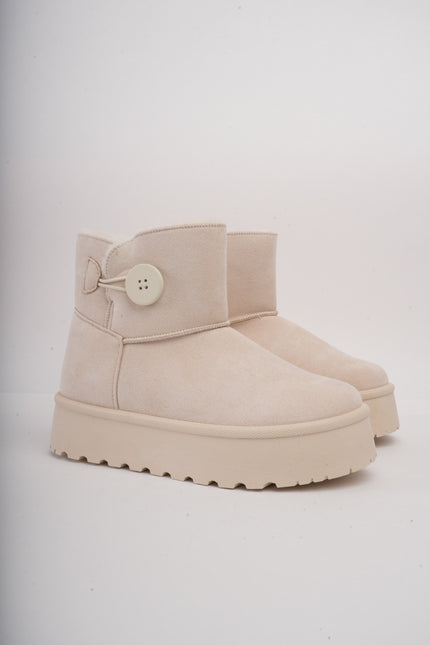 Botas arena de peluche y botón