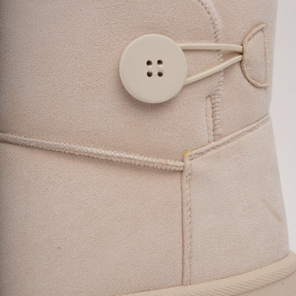 Botas arena de peluche y botón