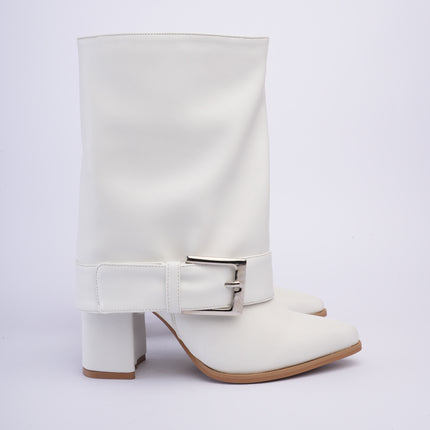 Botas caña media con capa blancas