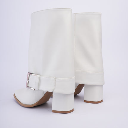 Botas caña media con capa blancas