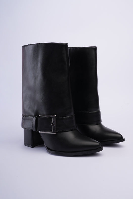 Botas caña media con capa negras