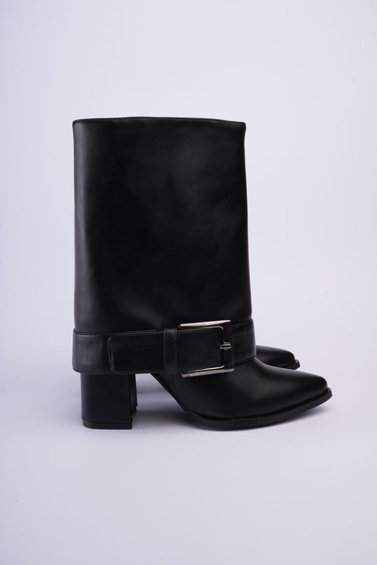 Botas caña media con capa negras