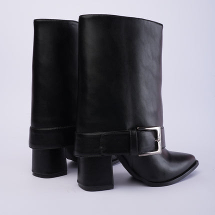 Botas caña media con capa negras