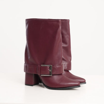 Botas caña media con capa vino