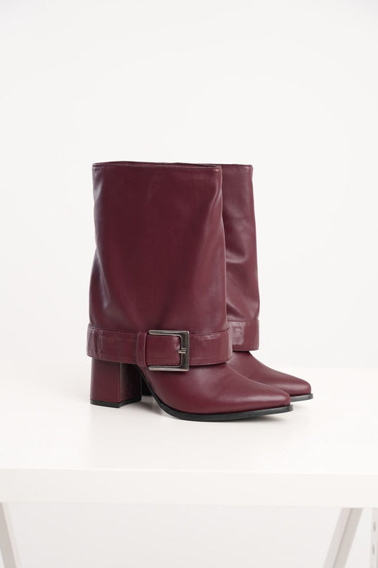 Botas caña media con capa vino