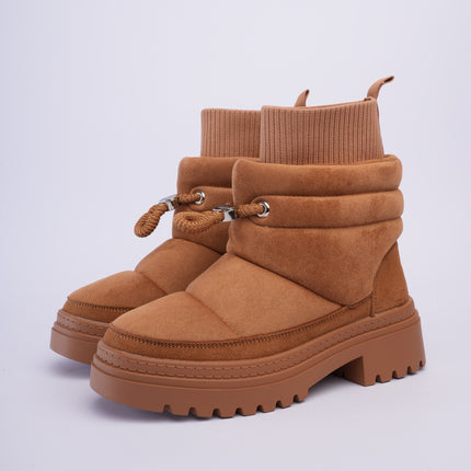Botas tipo invierno de peluche café