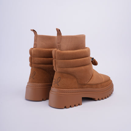 Botas tipo invierno de peluche café
