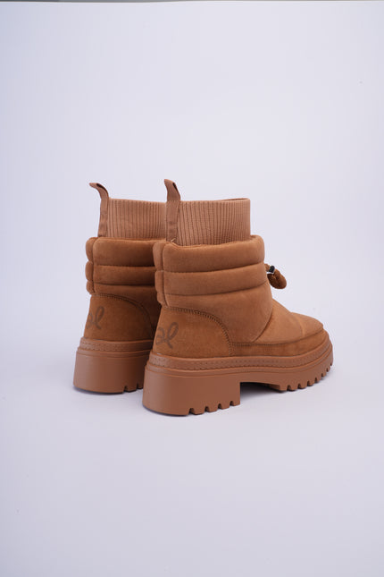 Botas tipo invierno de peluche café