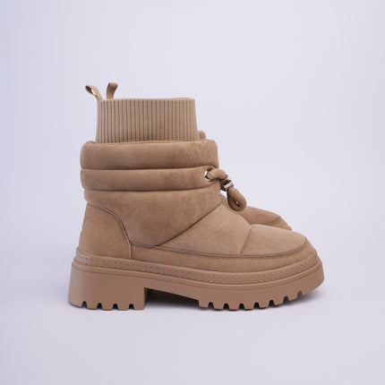 Botas tipo invierno de peluche camel